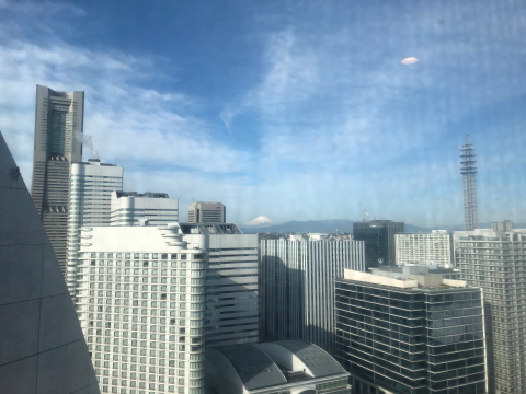 横浜インターコンチネンタルホテルから見える富士山