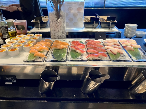 ヒルトン横浜のビュッフェ「パレード」のランチ料理メニュー