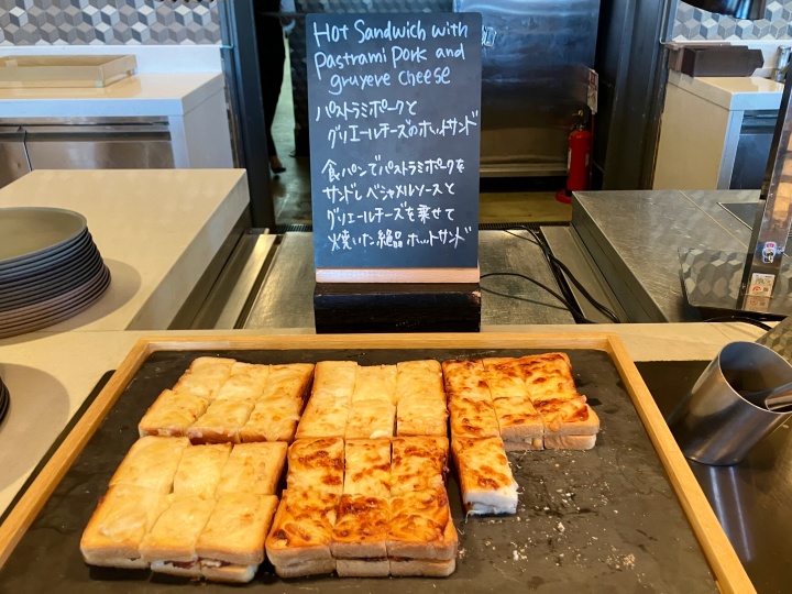 ヒルトン小田原「フローラ」のビュッフェ