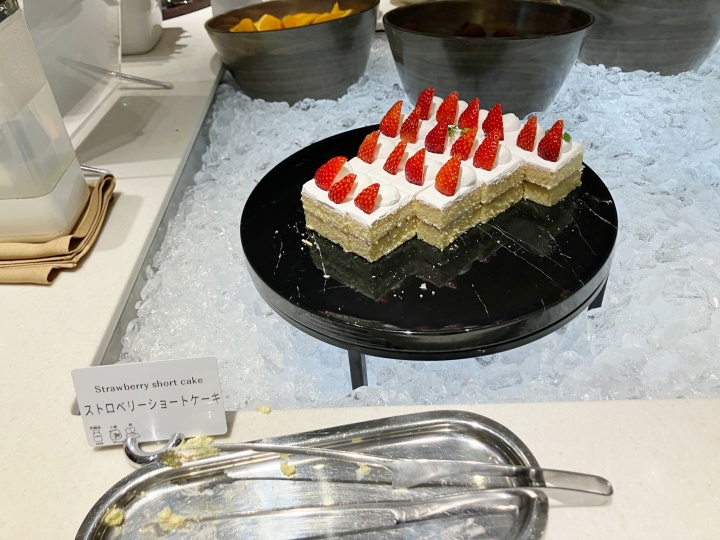 ヒルトン小田原「フローラ」のスイーツビュッフェ